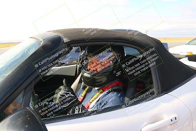 media/Mar-30-2025-Speed Ventures (Sun) [[39e6b1441d]]/Yellow/Grid/